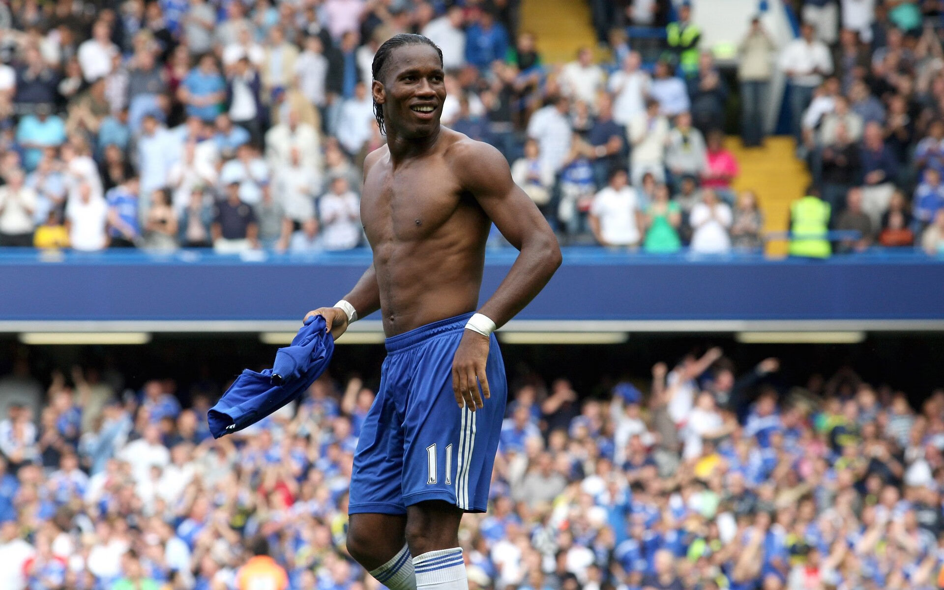 波兰队未来发展:如何通过多层次训练提升球员比赛的应变能力,波兰队实力分析